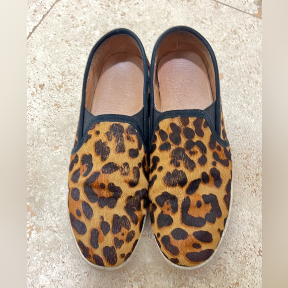 Joie Kidmore leopard slip on - Picture 3 of 4